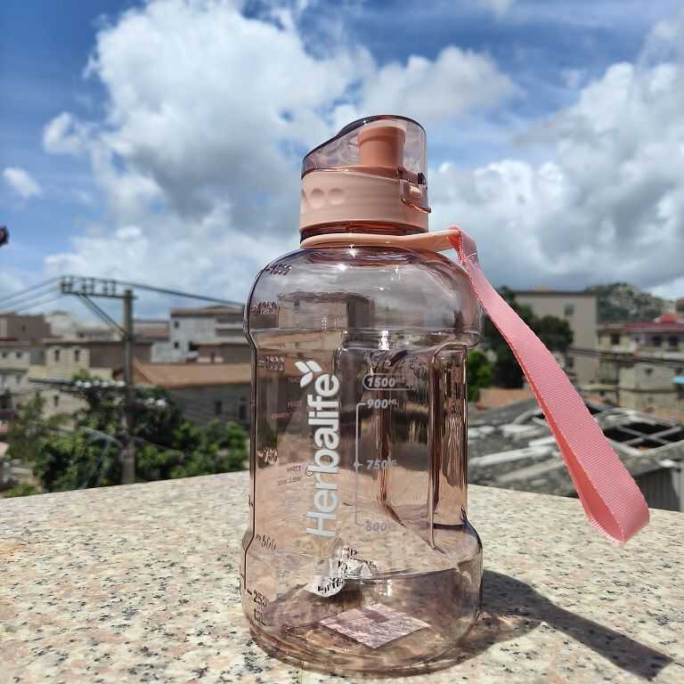 Herbalife康宝莱水杯1500ML大容量顿顿桶水壶带刻度手提军训户外