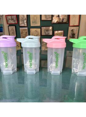 Herbalife新康宝莱奶昔摇摇杯健身房蛋白粉减杯子500毫升刻度水杯