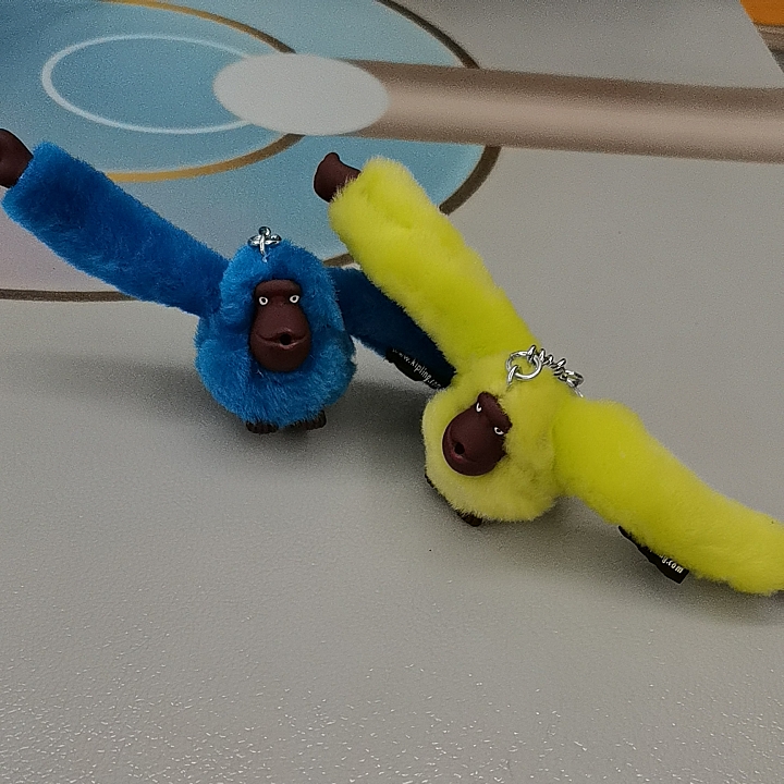 原单正品高品质K家猴子包中号大猩猩毛绒猴子男女钱包挂件钥匙扣