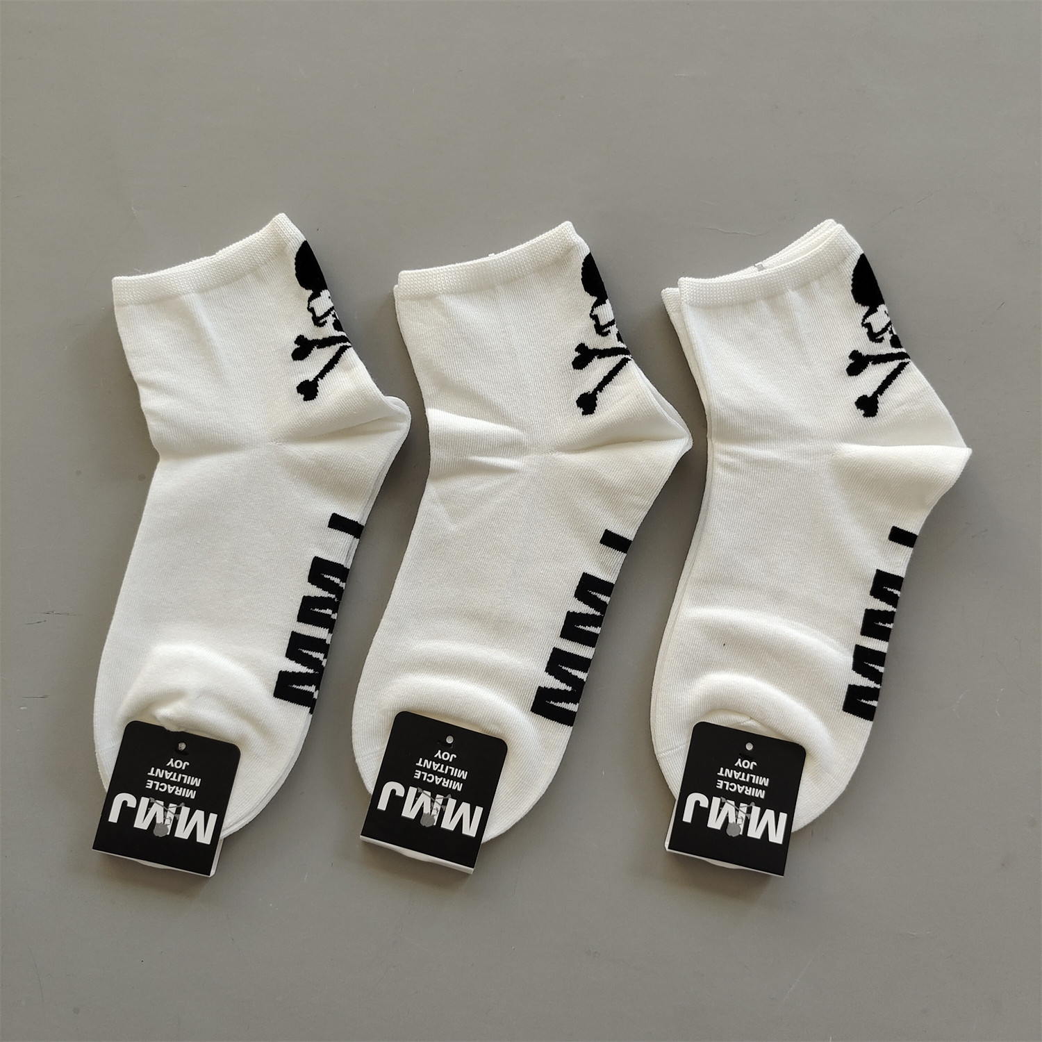 日系MMJ骷髅头袜子男女通用中筒精梳棉白色运动袜四季款时尚短袜