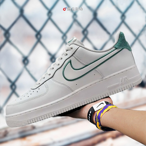 Nike/耐克 AIR FORCE 1 '07 LV8男子板鞋FN8349-100无