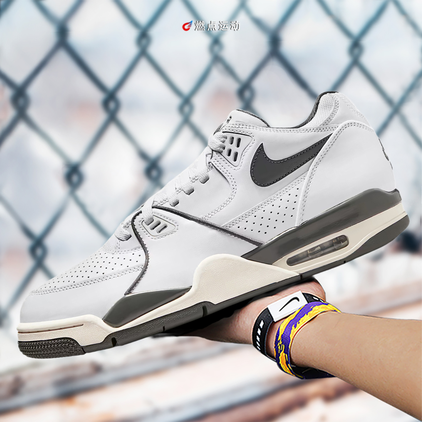 Nike/耐克 AIR FLIGHT '89 LOW男子运动休闲鞋HJ4484-101