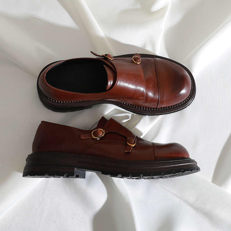 莲花府邸英伦风头层牛皮深口单鞋