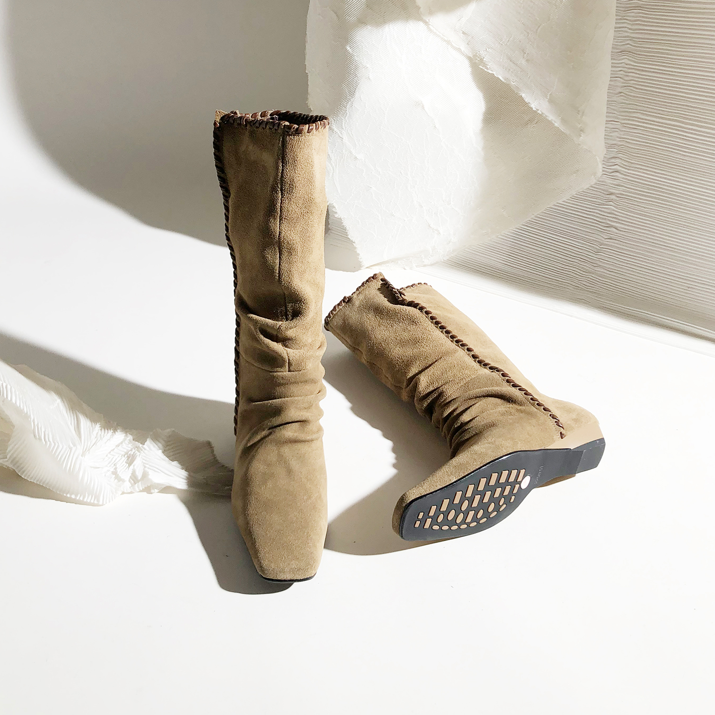 复古方头高筒编织套脚雪地靴坡跟