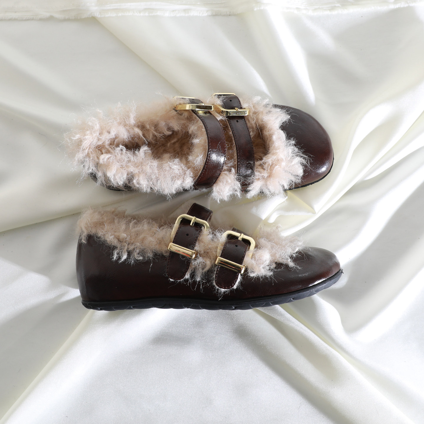 莲花府邸2025冬季单鞋韩版浅口皮带扣长绒毛毛鞋舒适保暖平底牛皮,女鞋,浅口单鞋,淘宝优惠券,粉丝福利购,淘宝优惠卷