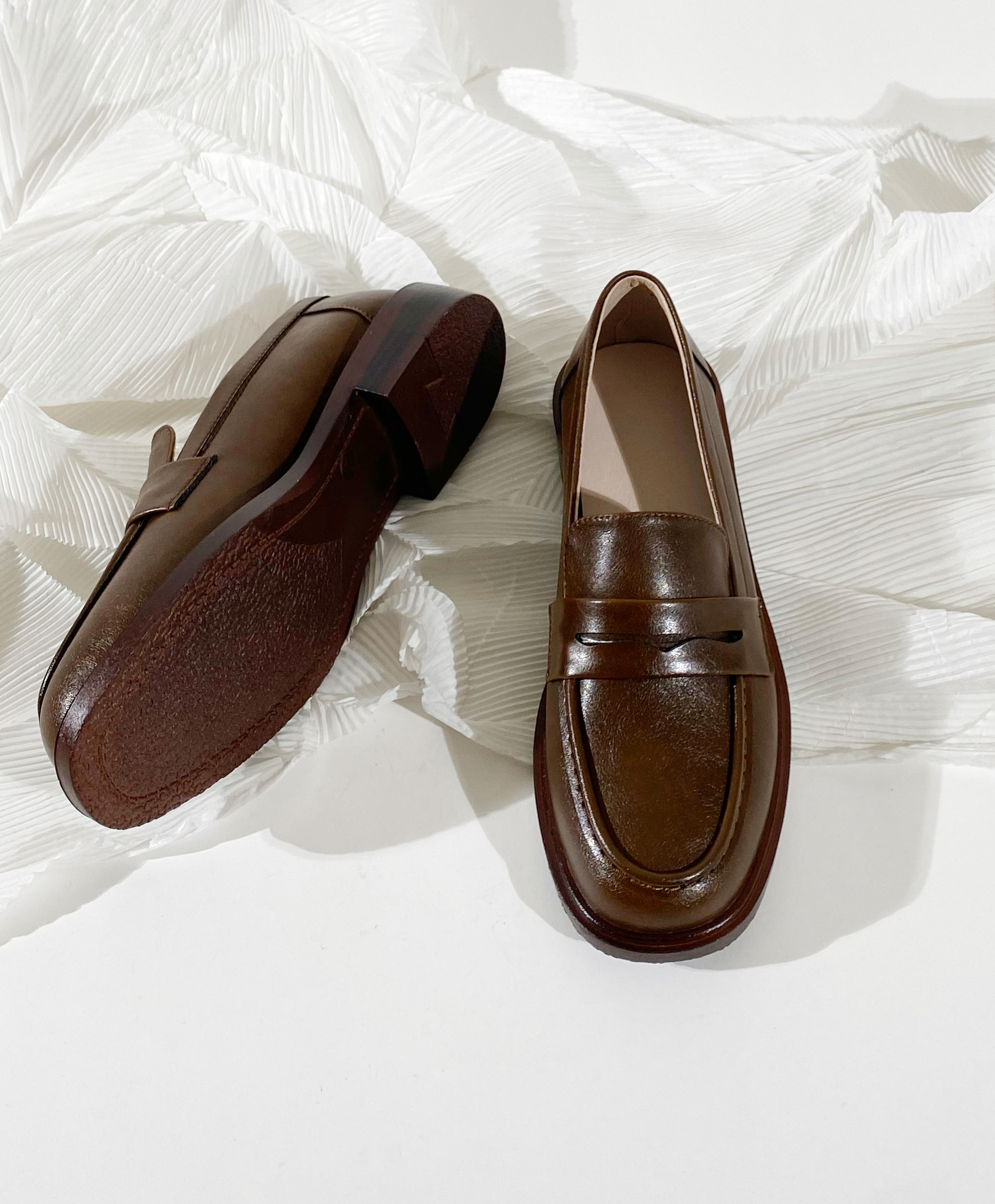 莲花府邸方跟乐福鞋休闲学院风