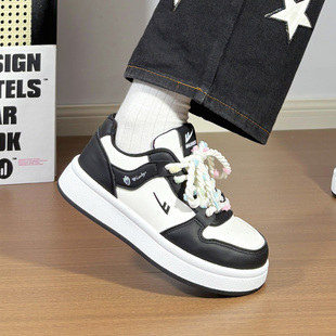 子原创百搭轻便软底休闲运动板鞋 回力新款 女黑白厚底鞋 小白鞋 爆款