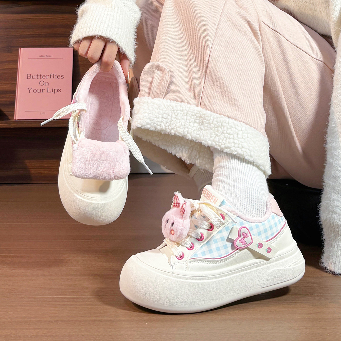 人本大头可爱加绒小白鞋女软底轻便冬季保暖百搭原创增高板鞋棉鞋,女鞋,休闲板鞋,淘宝优惠券,粉丝福利购,淘宝优惠卷