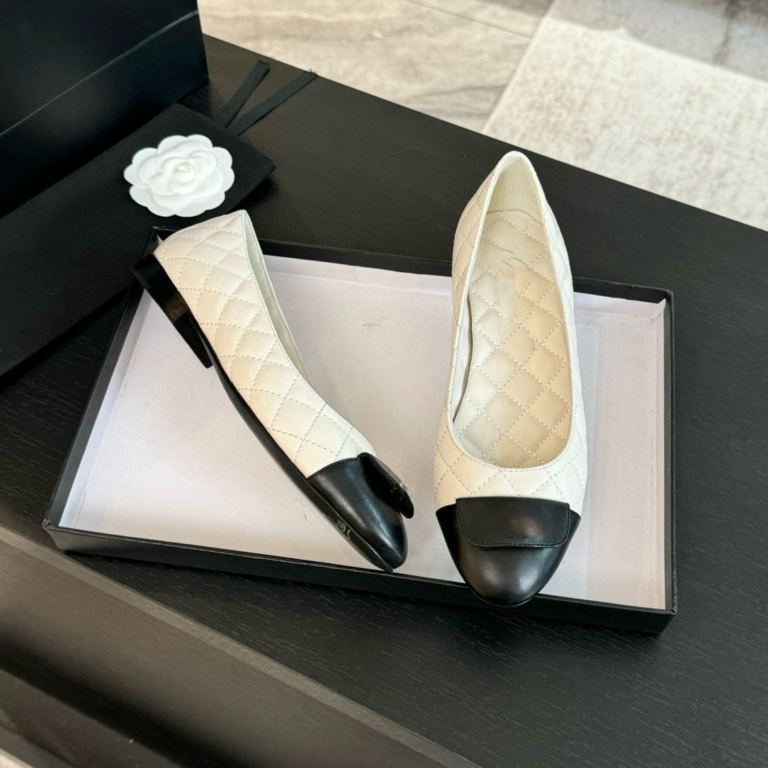 高定2025春夏季新款舒适菱格真皮单鞋女拼色浅口平底女士芭蕾舞鞋