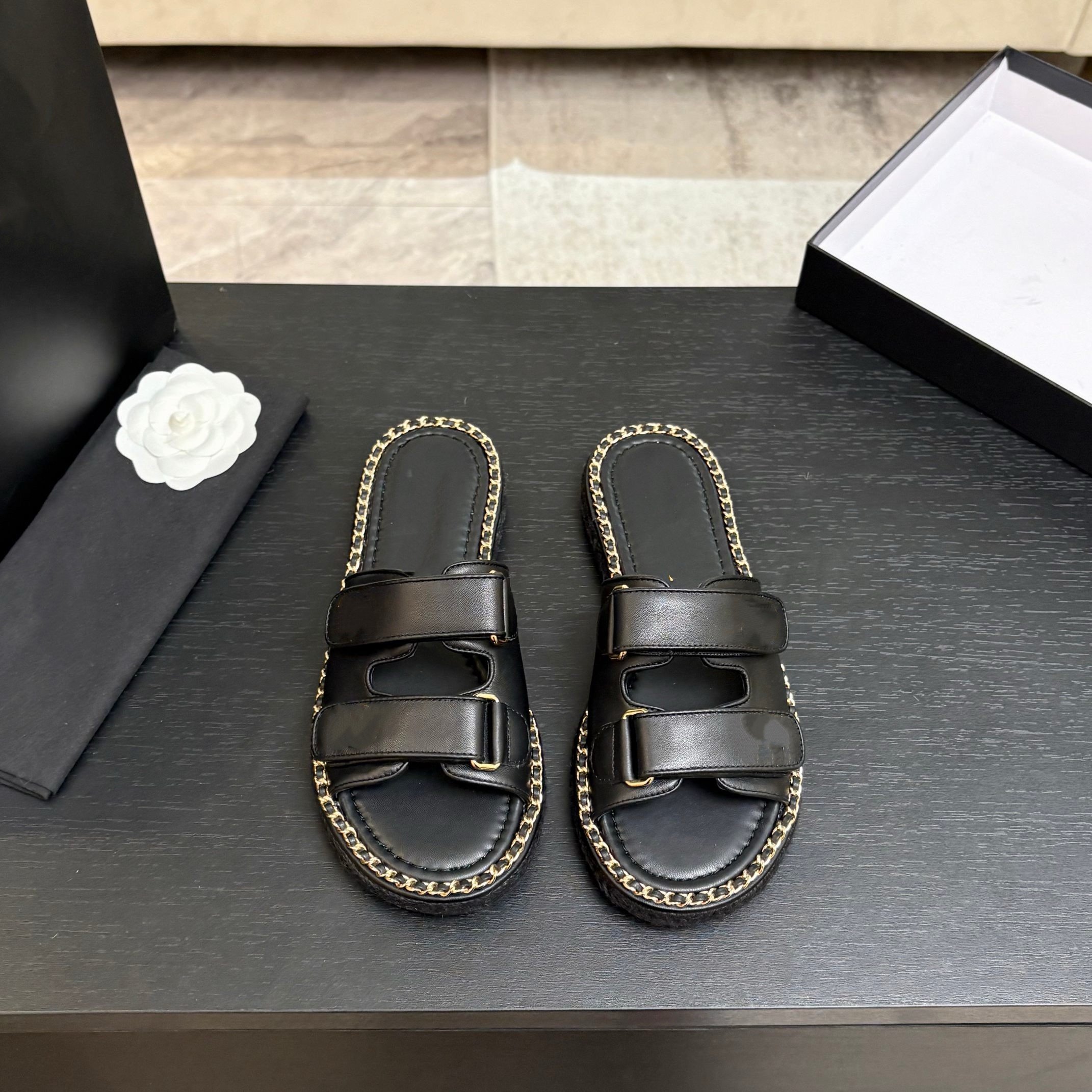 2026新款夏季真皮一字拖女外穿时尚露趾百搭平底沙滩休闲凉拖鞋,女鞋,一字拖,淘宝优惠券,粉丝福利购,淘宝优惠卷