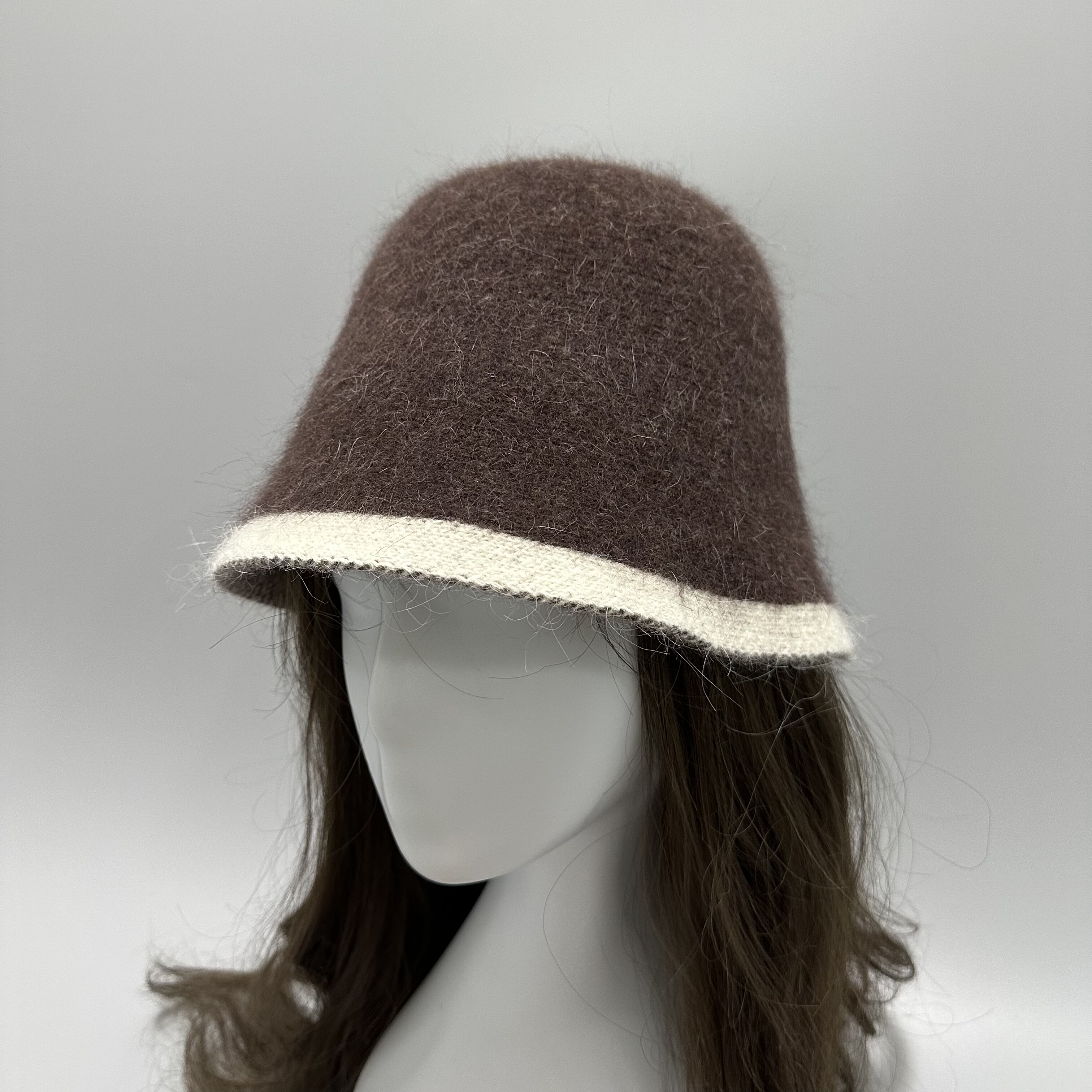 2025新款小香风秋冬渔夫帽女韩版时尚百搭素颜帽保暖针织水桶帽