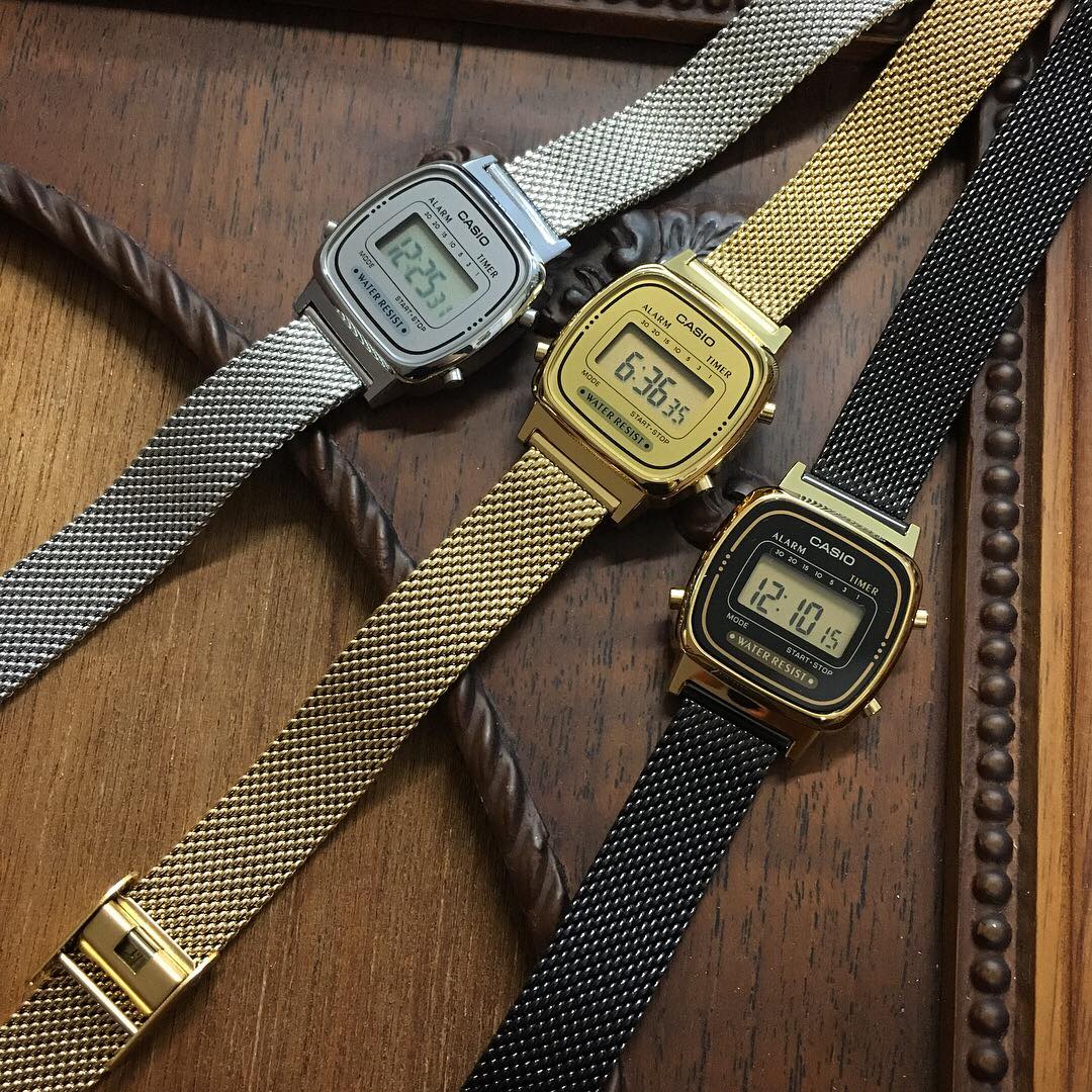 卡西欧复古金色小方块女表