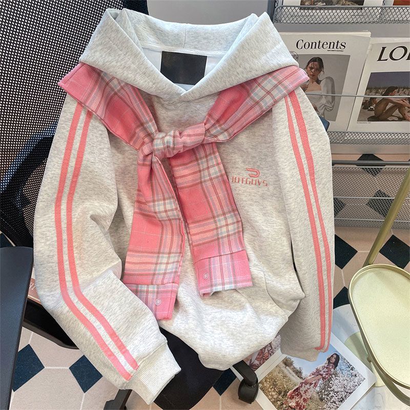 大码女装韩版格子披肩连帽卫衣女大码宽松显瘦百搭学院风上衣薄款