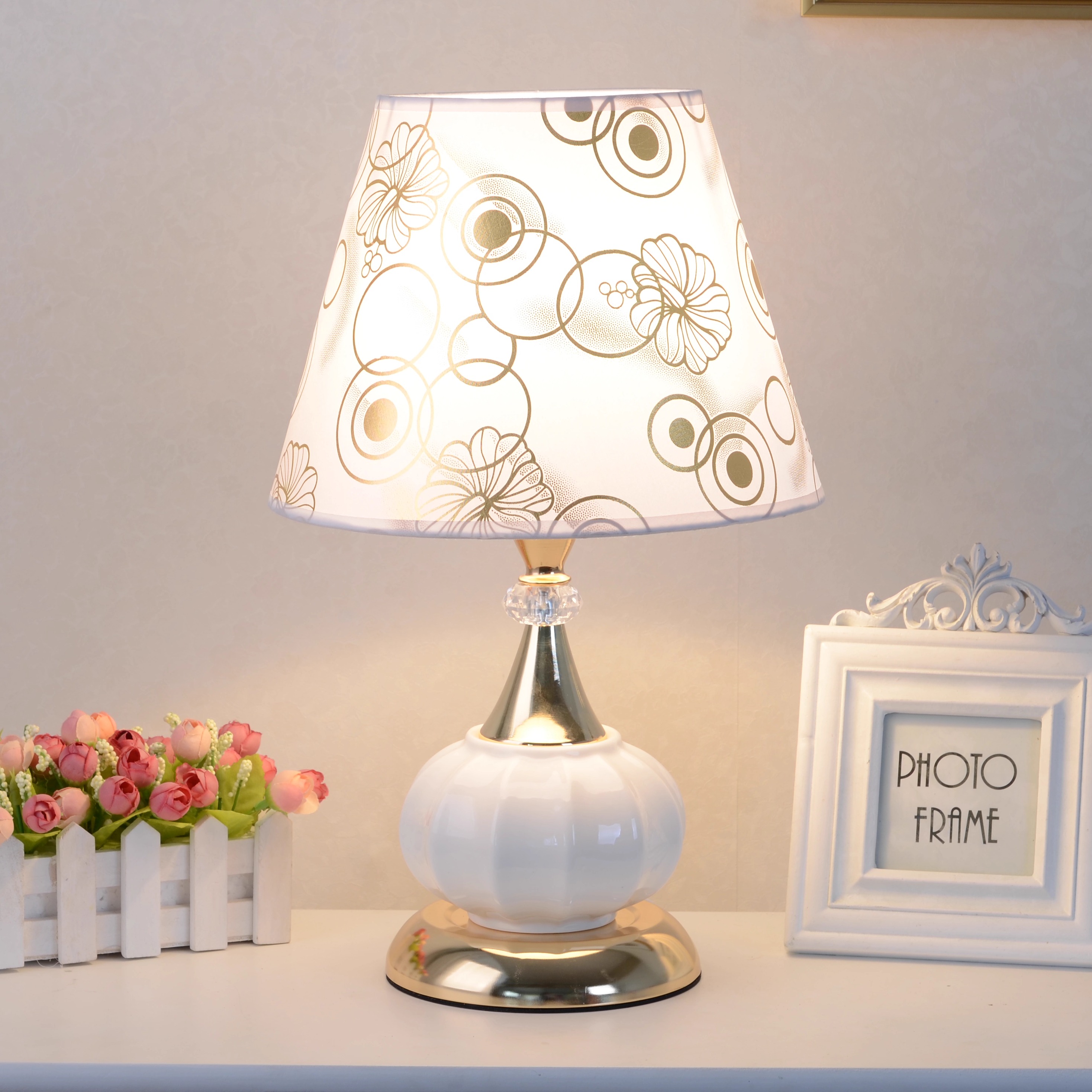 欧式简约卧室床头灯调光装饰台灯