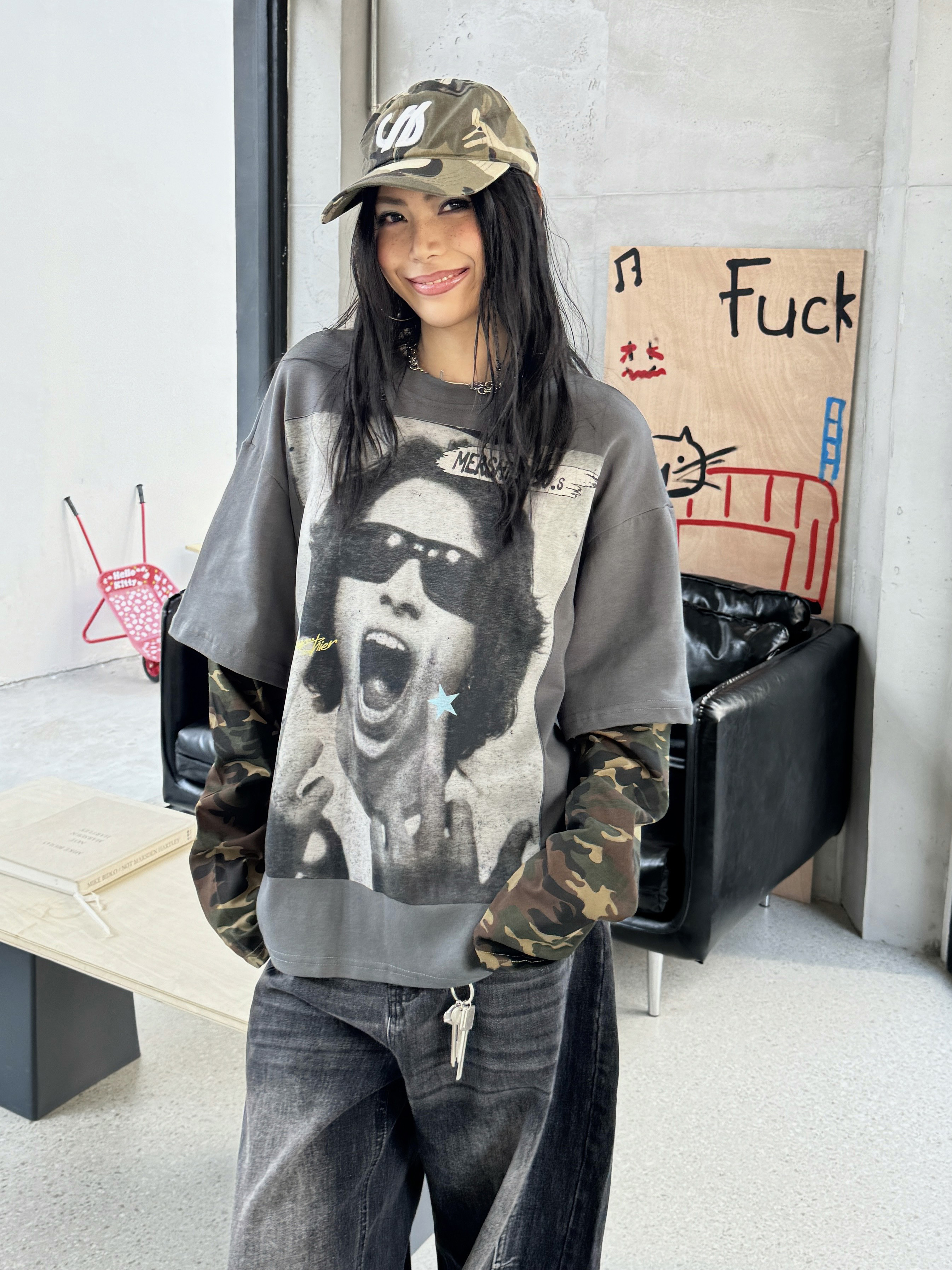 thumbnail for Spicy Hot Style American Retro Hip-Hop Street Fake Two-Piece Camouflage Patchwork Long-Sleeve T-Shirt Loose Round-Neck Top