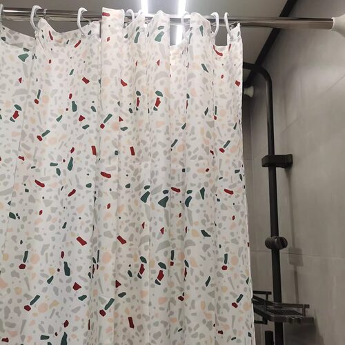 出口剩余加厚防霉防水速干涤纶布纸屑浴帘卫生巾淋浴隔断帘带铅线