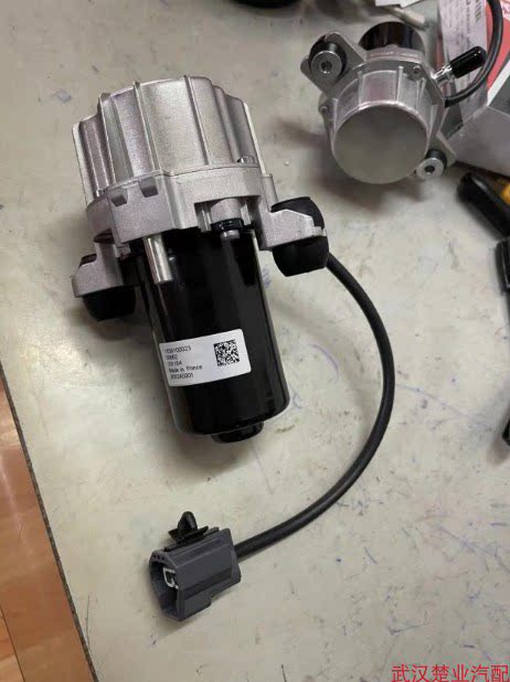 适用于东风风神 a60 e70新能源纯电动车电动真空泵刹车助力泵
