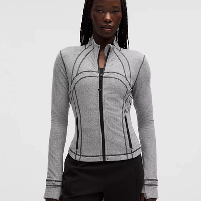 lululemonDefine短款瑜伽外套