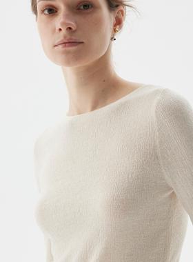 SoftSelf·和煦之墨经典简约无痕短款纸片人长袖一字领打底衫