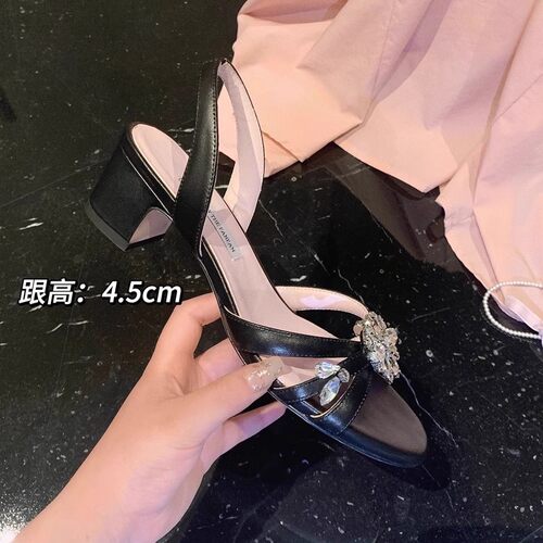 羊皮版~小香风绝美水钻粗跟凉鞋
