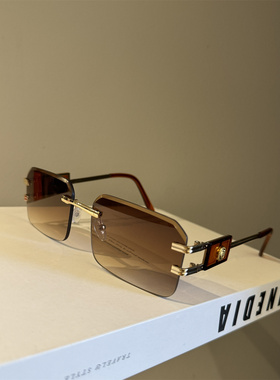 PATTYKOU防紫外线无框方形墨镜