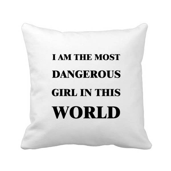我是很危险的女孩方形抱枕靠枕沙发靠垫双面含芯礼物
