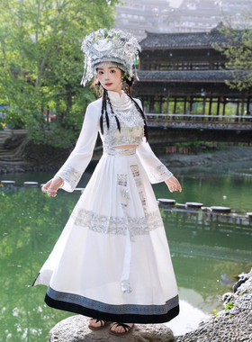 苗族服装女全套苗疆少女白色薄款土家族大理旅拍写真演出服新款