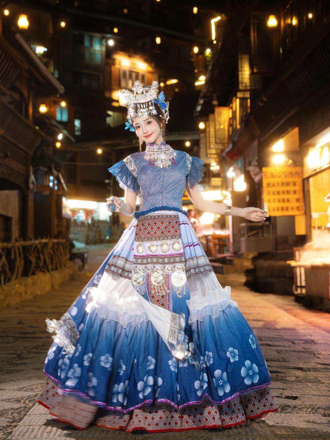 阿卯高端苗族服装苗疆少女写真旅拍摄影民族特色云南少数民族服新