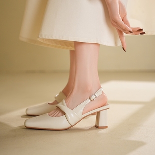 法式软皮高跟鞋女2025夏季新款复古一字扣带包头凉鞋粗跟后空单鞋