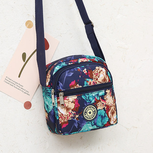 斜挎中学生百搭帆布包斜跨小包女潮春夏斜挂包2023夏个性 少女包