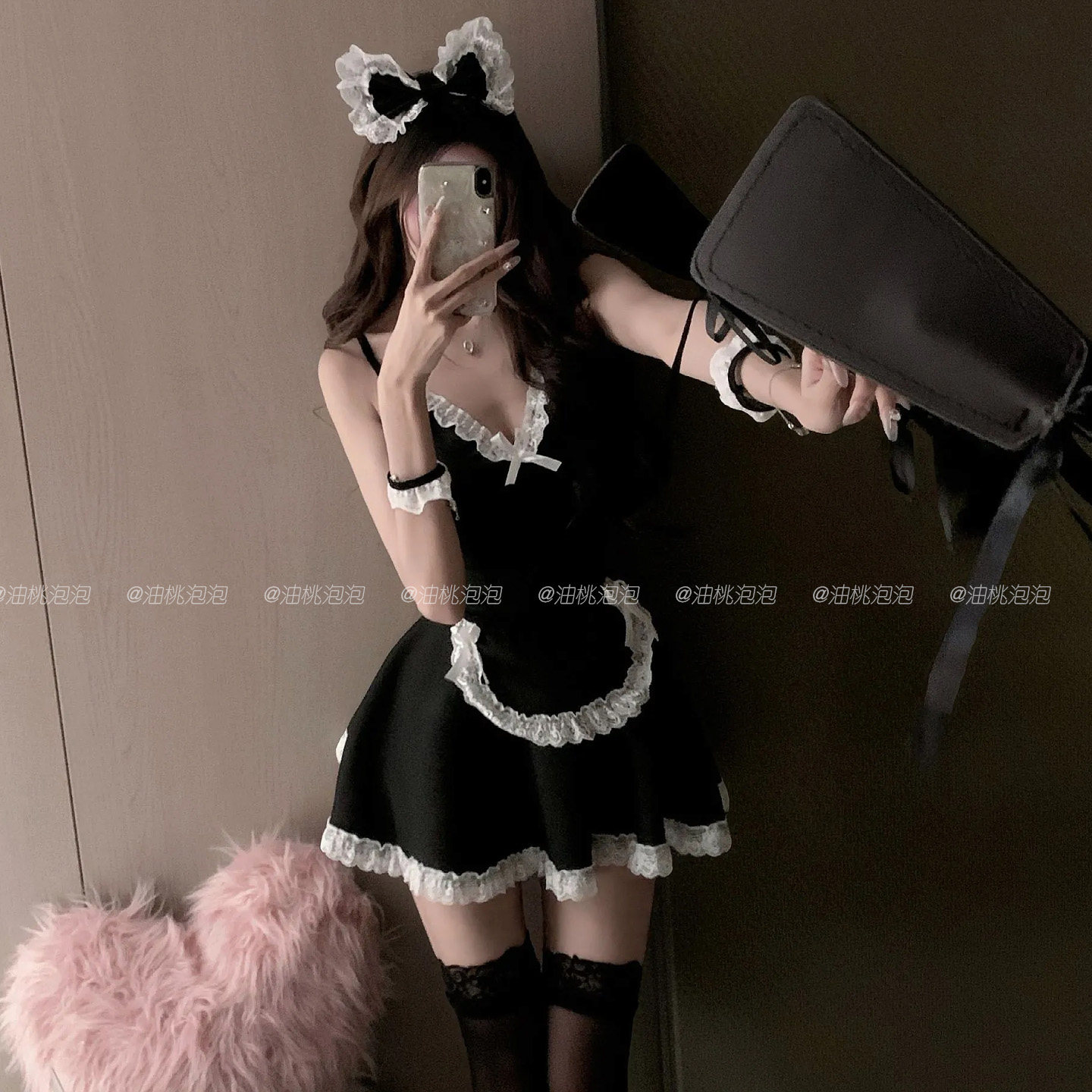 油桃泡泡情趣可爱蝴蝶结女仆女佣制服短裙性感深V吊带连内衣