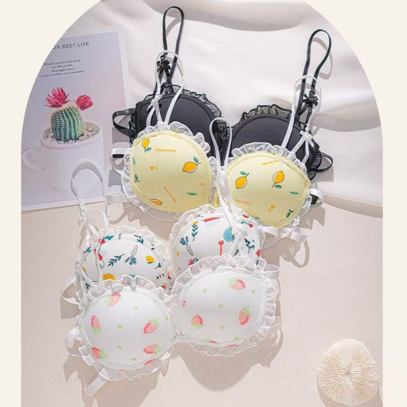 日系甜美内衣女小胸聚拢上托无钢