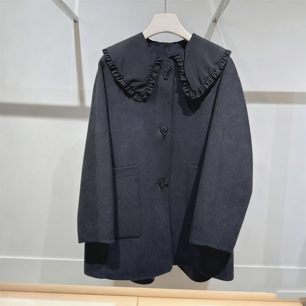 2025秋冬新款小众撞色大翻领木耳边长袖外套单排纽大口袋毛呢大衣