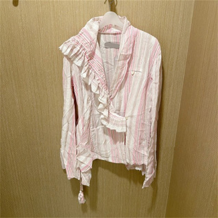 2026早春新款小众粉白条纹V领木耳边长袖衬衫不对称褶皱休闲上衣