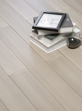 原木桦木纯实木地板黑胡桃色灰色格丽斯仿古地板厂家直销环保耐磨