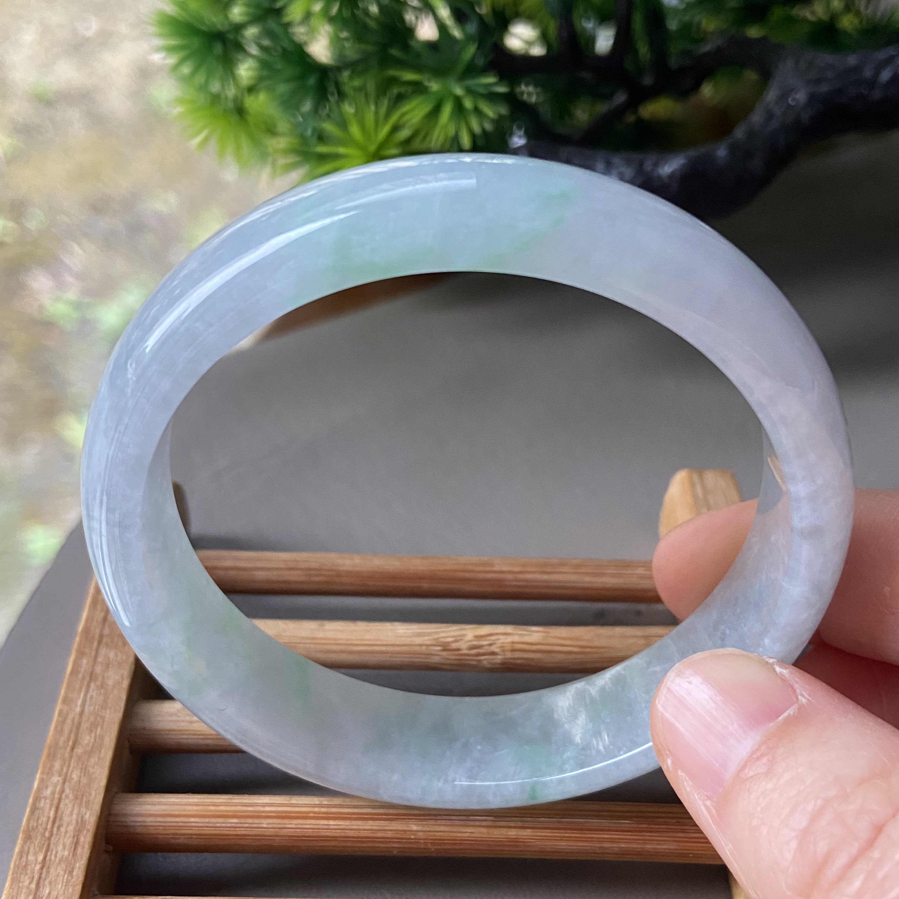 天然缅甸翡翠手镯58冰种飘阳绿浅绿淡紫老坑a货玉镯子带证书0572