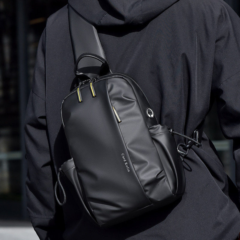 新款男士胸包轻便防水透气肩带大容量休闲拉链斜挎包青年韩版包邮