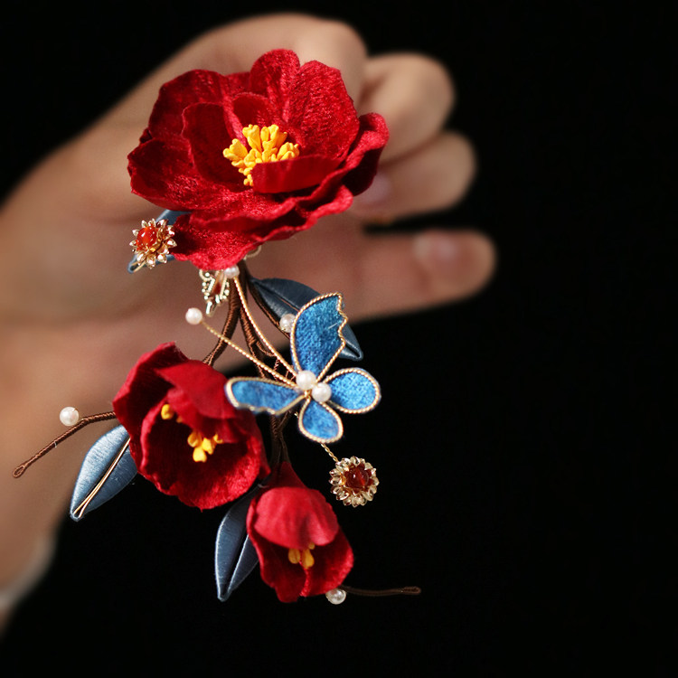 红色山茶花蝴蝶发夹新年头饰