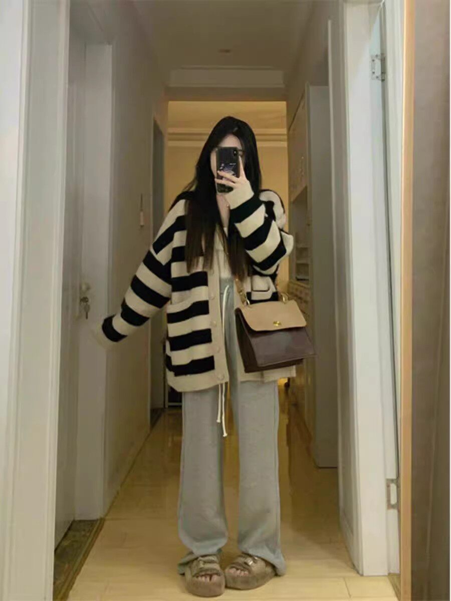 봄 출산 의류 봄과 가을 줄무늬 스웨터 재킷 중간 길이 대형 느슨한 게으른 스타일 니트 카디건 탑