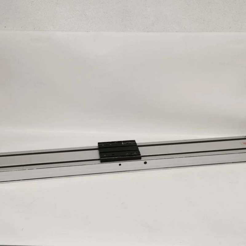 议价REXROTH R036050000 1420 mm Linearführung Linearschiene - 实物图