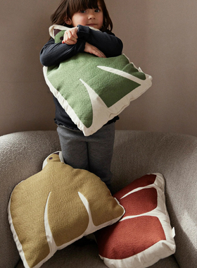 Ferm Living Swif Bird飞鸟抱枕客厅靠垫刺绣靠枕儿童坐垫