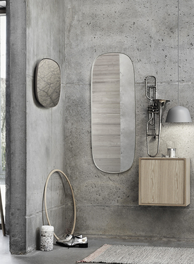 Muuto 墙面挂镜 FRAMED MIRROR 试衣镜浴室镜装饰镜 北欧简约