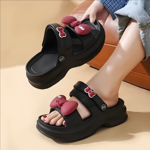 两穿洞洞鞋女款海边防臭防滑夏季