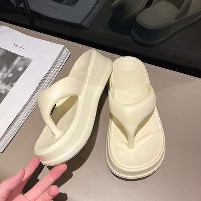 时尚厚底增高沙滩网红防滑人字拖