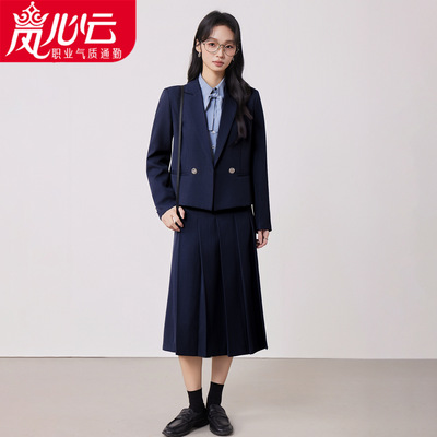 学院风西装正装女士套装裙裙子面试穿搭小个子短款职业装西服外套