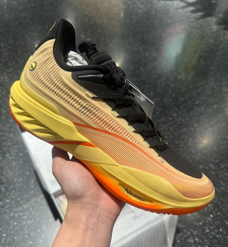 ANTA SNEAKERVERSE eclosion Type2 安踏橙 中足碳板 低帮 篮球鞋