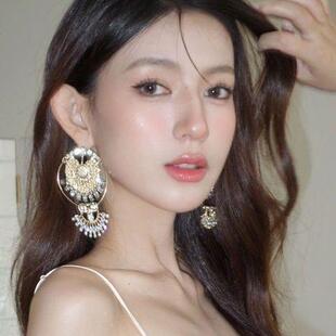 新款朵家 太阳神 浮夸满钻耳环设计感超大圆形耳钉礼服耳饰