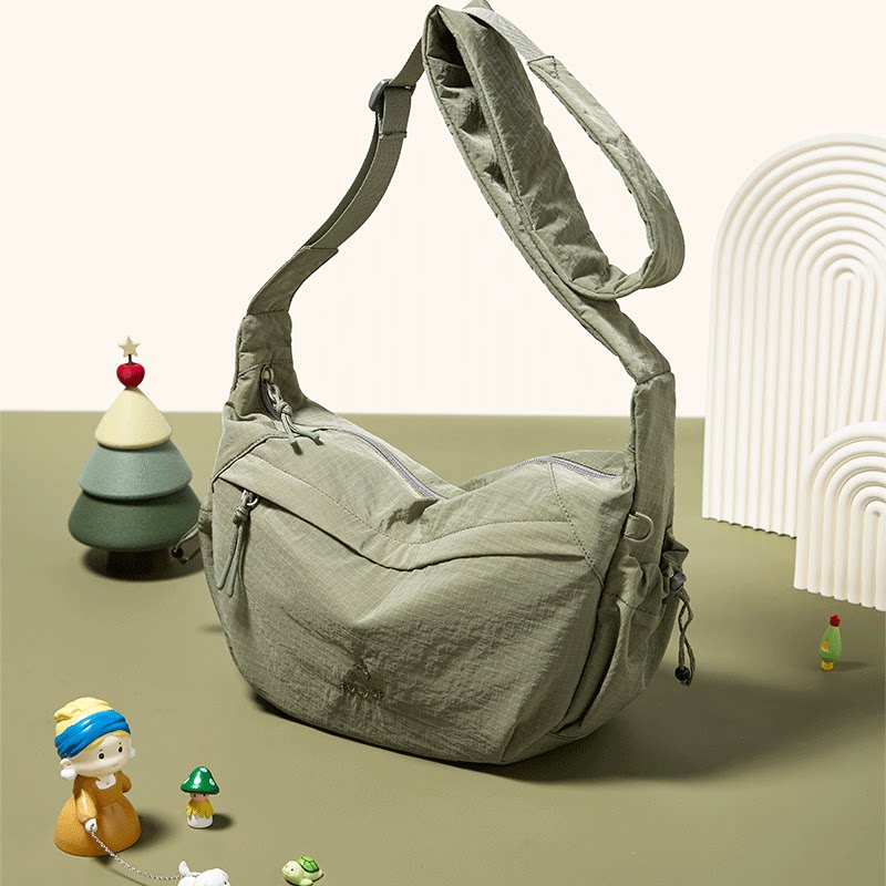 牛津布褶皱女包百搭手机包火狐户外手机小包包轻盈防泼水斜挎包女