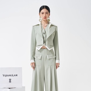 YIJIANGLAN 新款女时尚气质设计感西装外套短款甜美薄荷绿6989