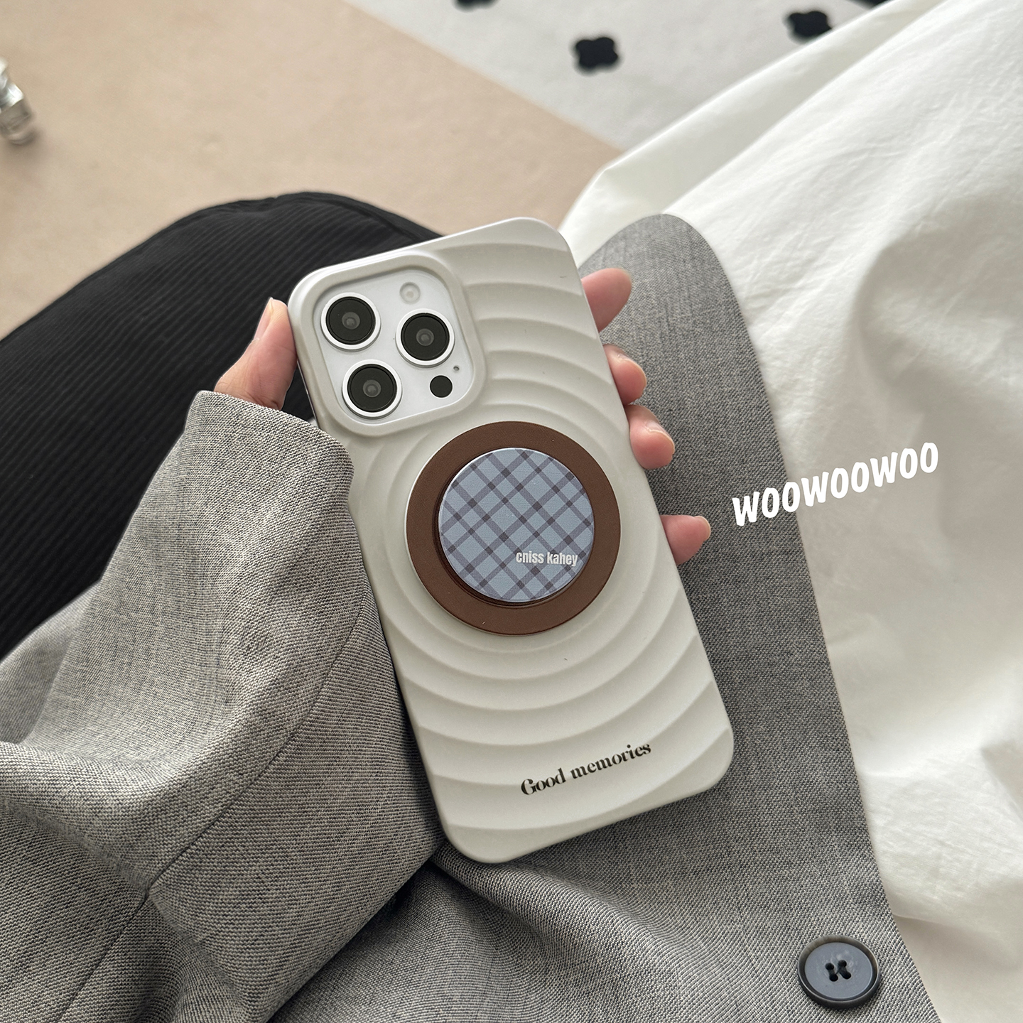 小众ins灰色波纹磁吸适用iphone17ProMax苹果16手机壳14格纹支架15女13菲林